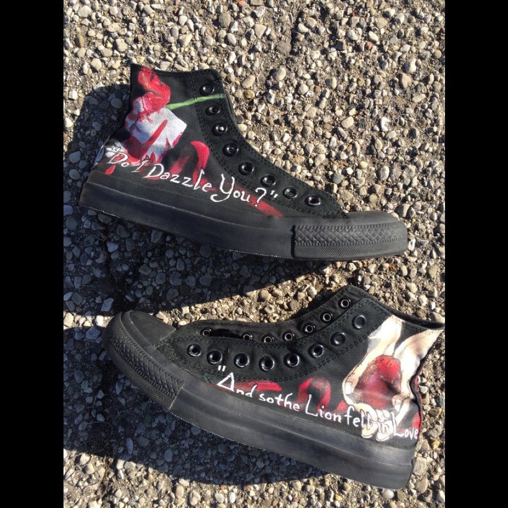 Twilight Chuck Taylor’s 🔥